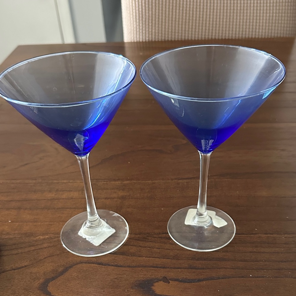 Elegant Blue Martini Glass Set